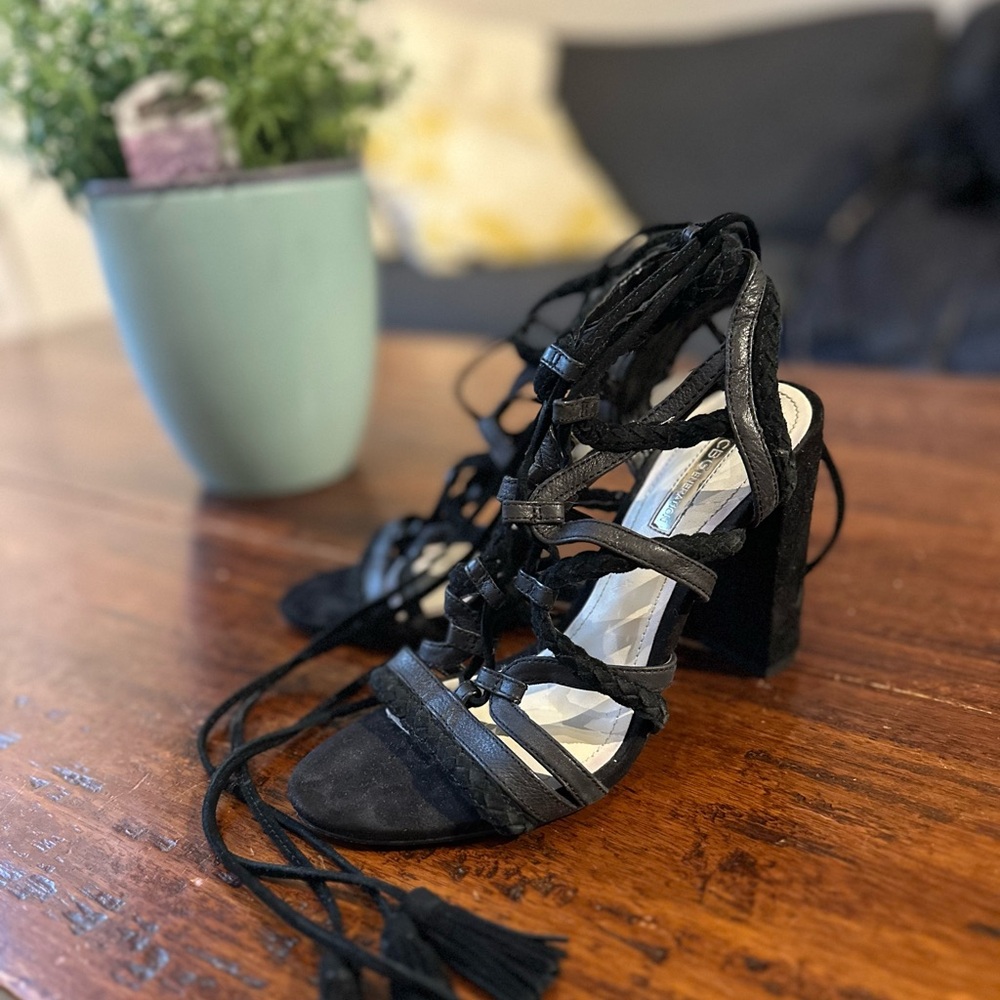 Elegant Black Strappy Women's Heels